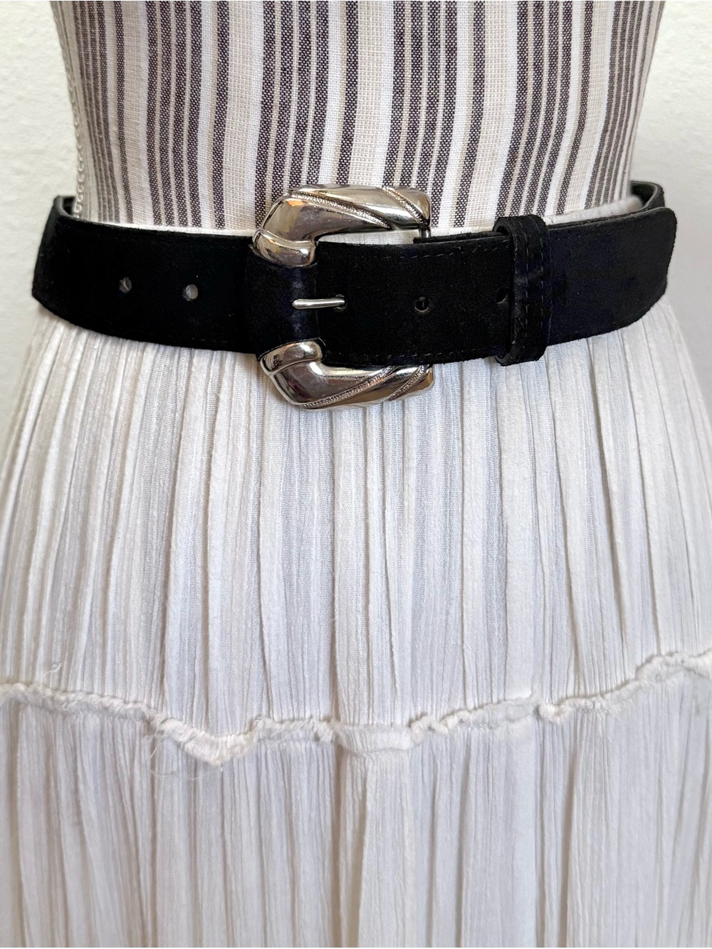 Vintage 90s Black Suede Western Boho Buckle Belt